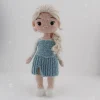 Búp bê len bé gái váy xanh tóc bạch kim tết lệch